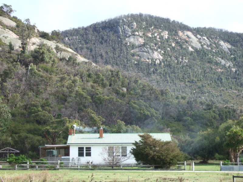 210 Dutchman Road, Lackrana, Flinders Island TAS 7255