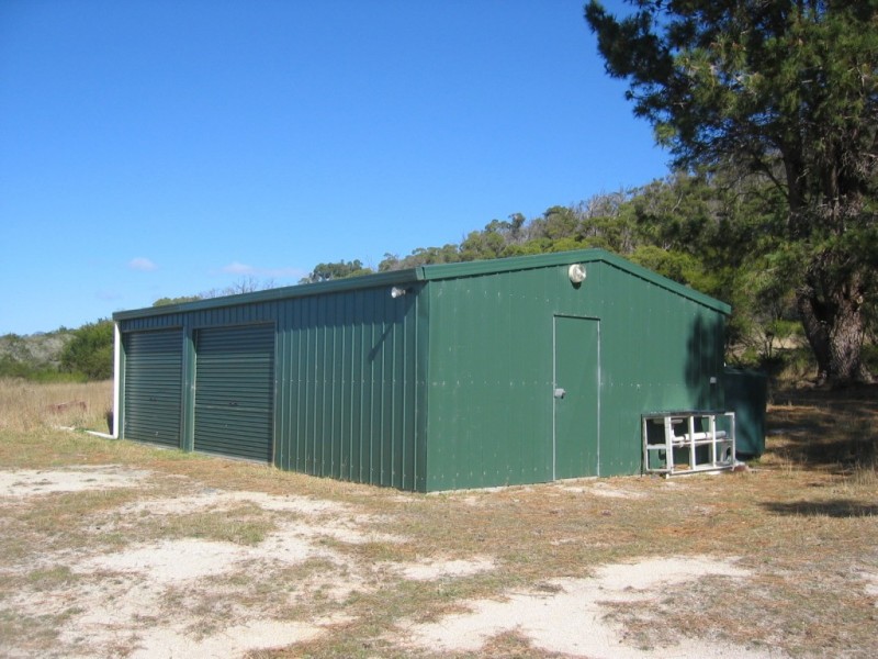210 Dutchman Road, Lackrana, Flinders Island TAS 7255