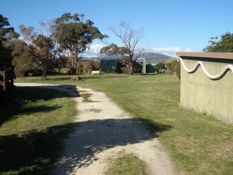 25 Bluff Road, Whitemark, Flinders Island TAS 7255