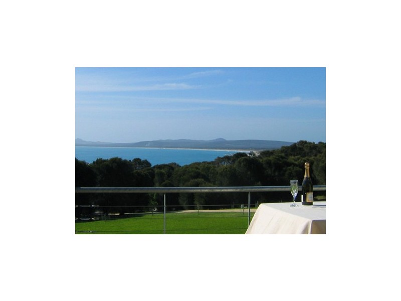 2 Fowlers Road, Emita, Flinders Island TAS 7255