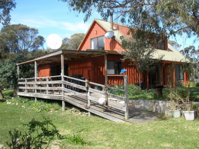 59 Bluff Road, Whitemark, Flinders Island TAS 7255