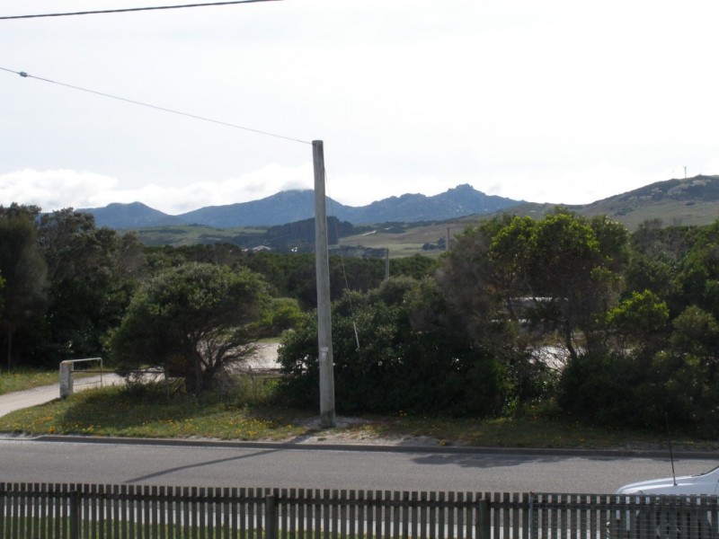 32 Patrick Street, Flinders Island TAS 7255