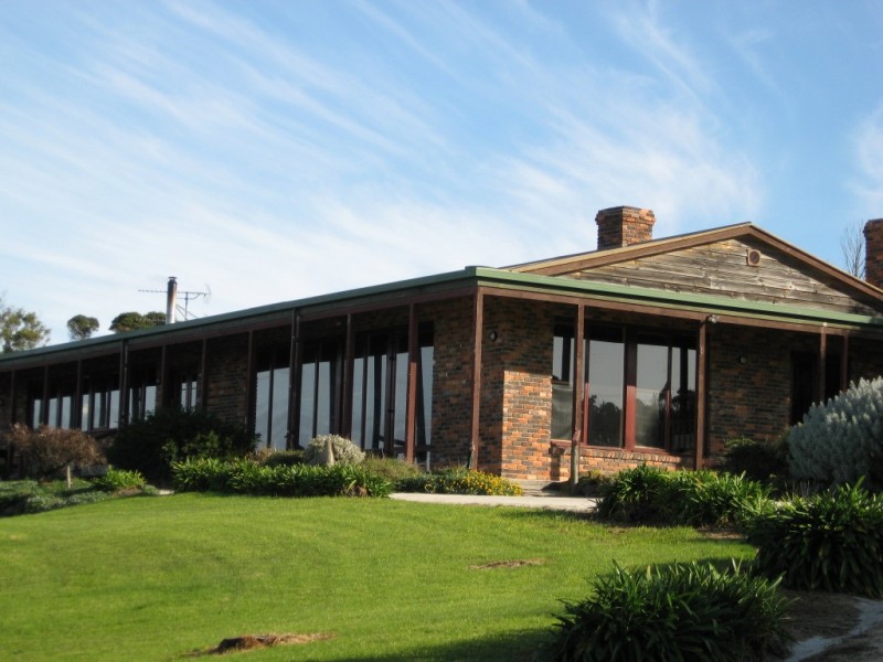 11-13 Franklin Parade, Flinders Island TAS 7255