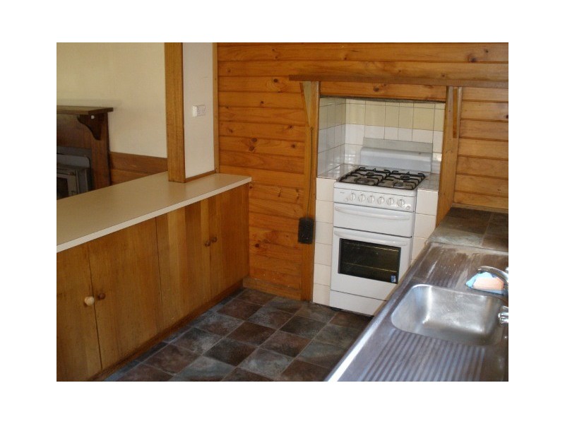 8 West Street, Lady Barron, Flinders Island TAS 7255