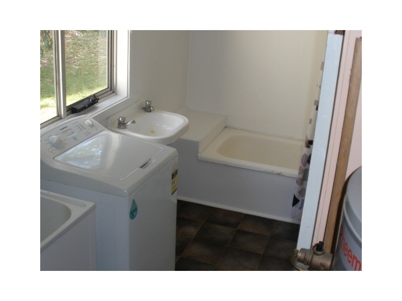 8 West Street, Lady Barron, Flinders Island TAS 7255