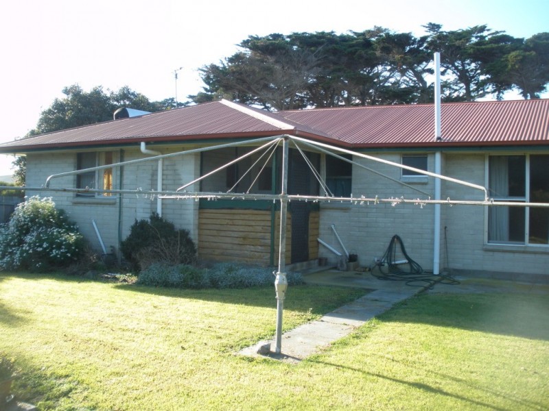 15 Walker Street, Whitemark, Flinders Island TAS 7255
