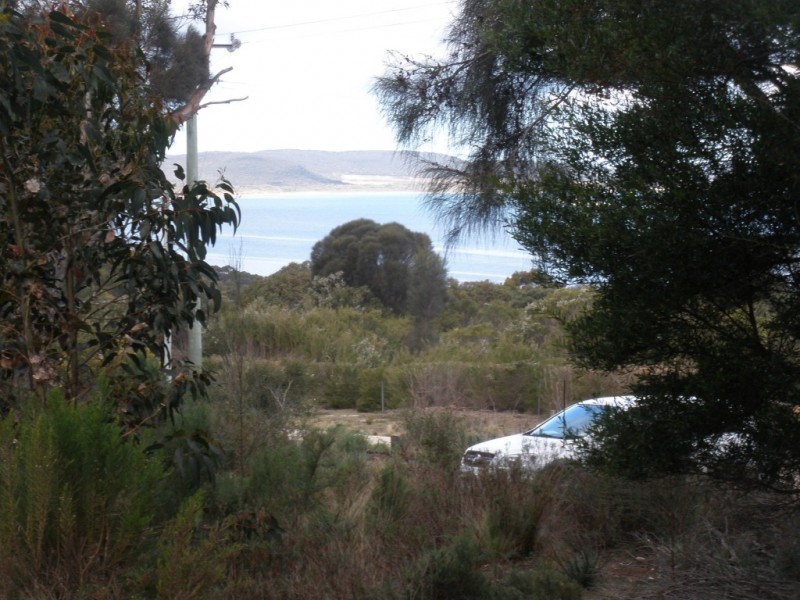 8843/1 West End Road, Pine Scrub, Tanners Bay, Leeka TAS 7255