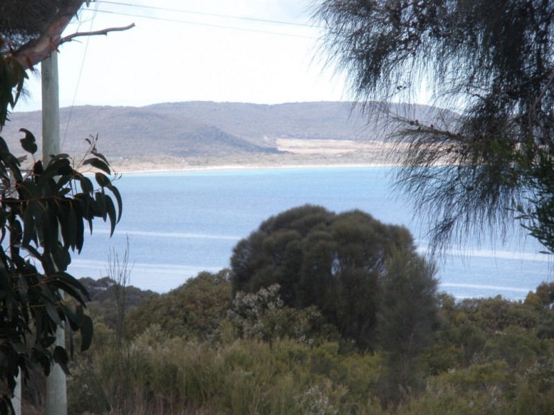 8843/1 West End Road, Pine Scrub, Tanners Bay, Leeka TAS 7255