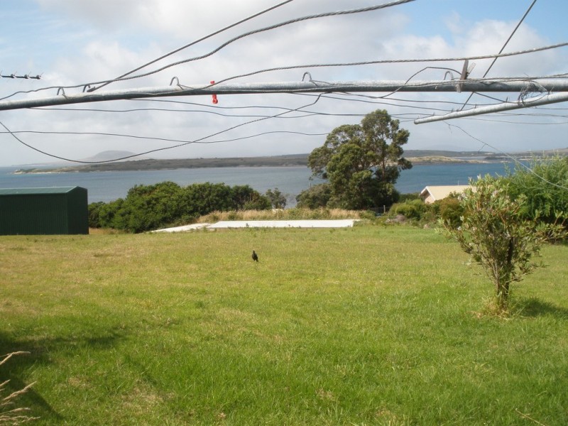 20 Barr Street, Lady Barron, Flinders Island TAS 7255