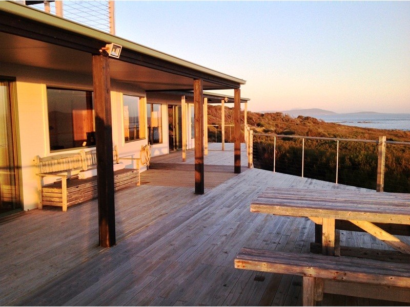 693 West End Road, West End, Flinders Island TAS 7255