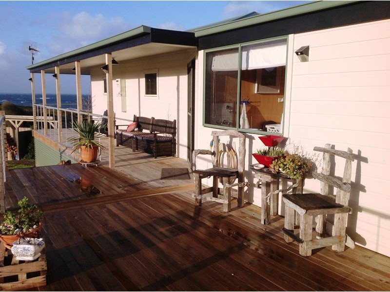 693 West End Road, West End, Flinders Island TAS 7255