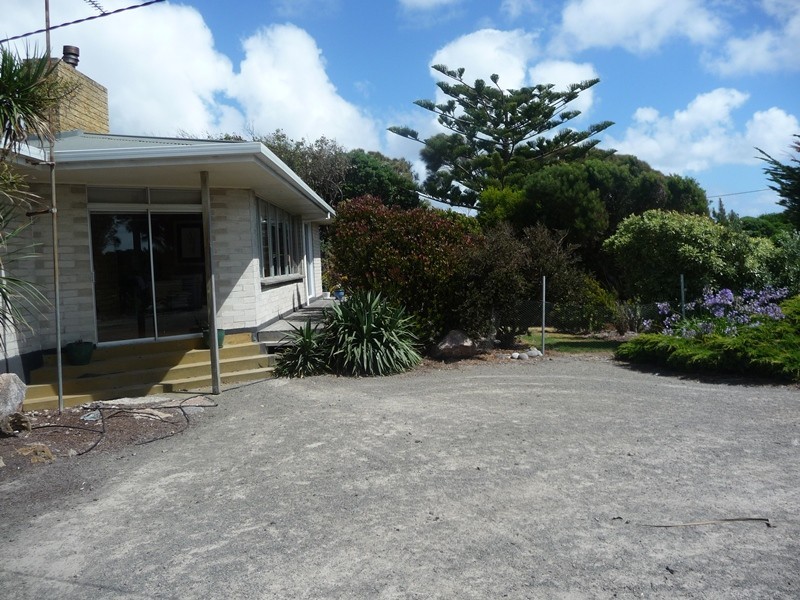 3 Esplanade, Whitemark TAS 7255