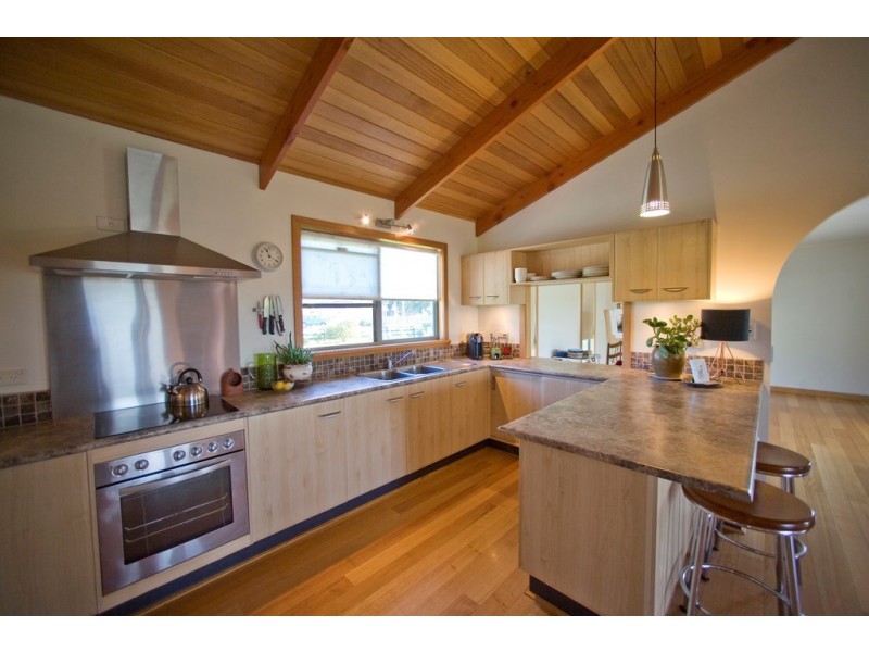 9-11 James Street, Whitemark TAS 7255