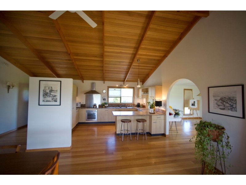 9-11 James Street, Whitemark TAS 7255