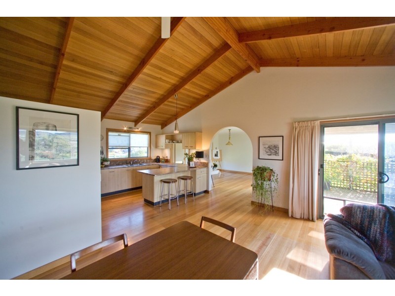 9-11 James Street, Whitemark TAS 7255