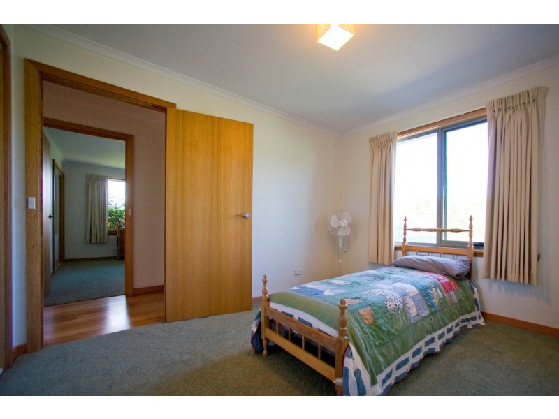 9-11 James Street, Whitemark TAS 7255