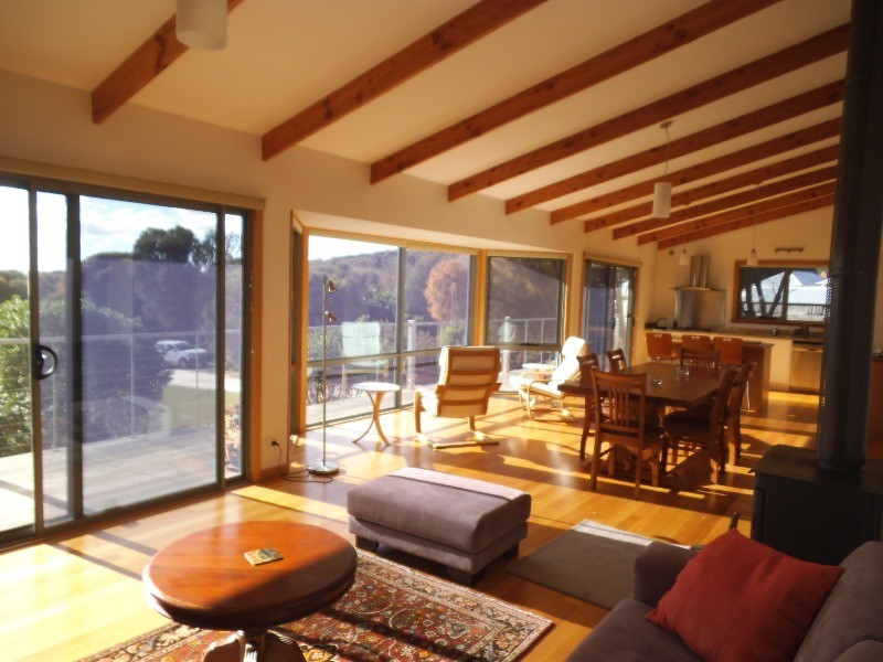 2 Fowlers Road, Emita, Flinders Island TAS 7255