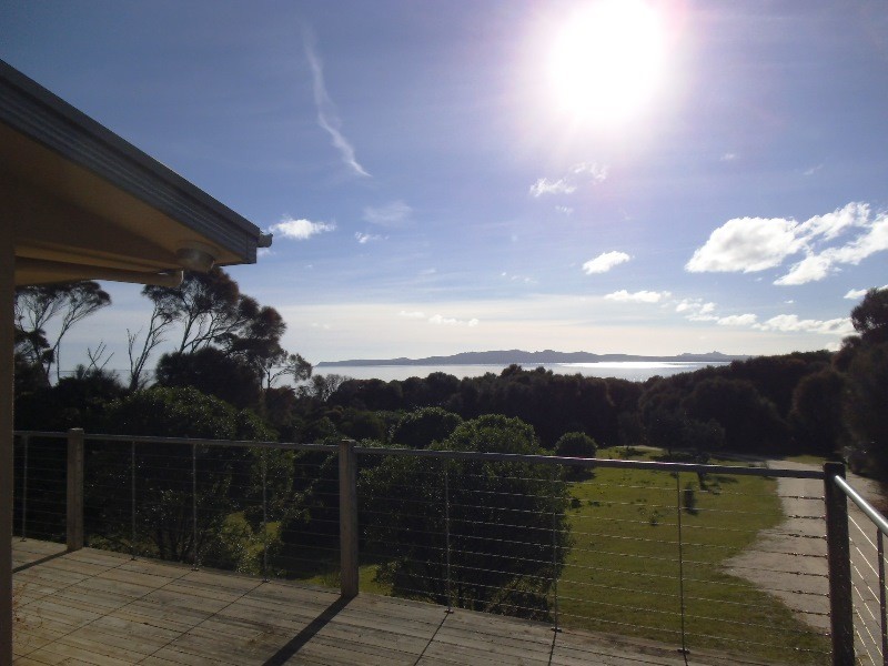 2 Fowlers Road, Emita, Flinders Island TAS 7255