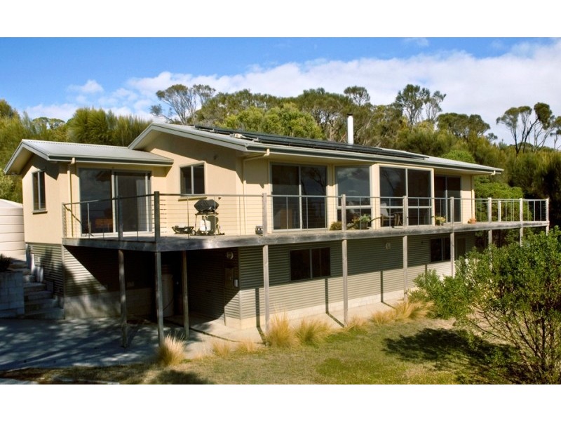 2 Fowlers Road, Emita, Flinders Island TAS 7255