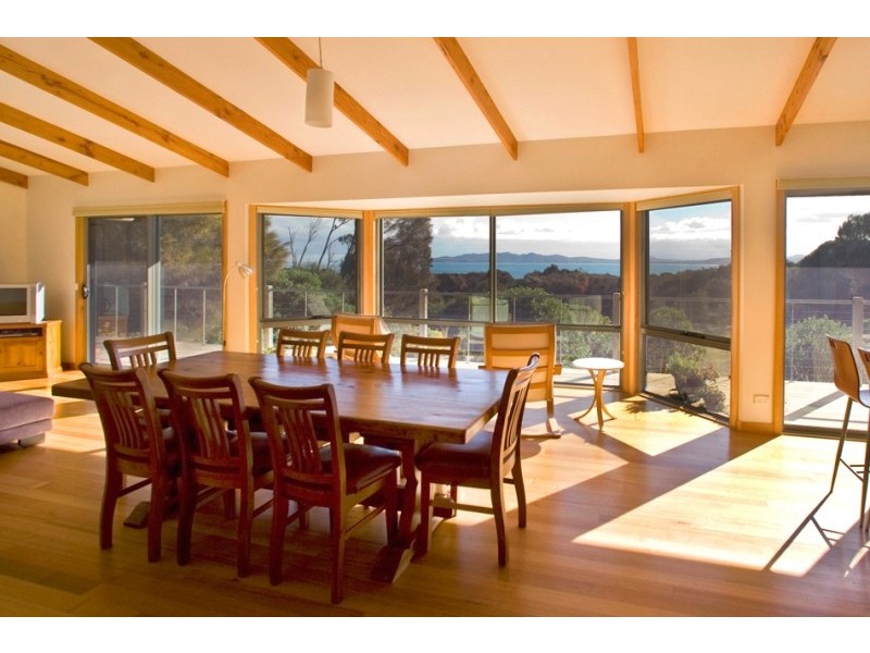 2 Fowlers Road, Emita, Flinders Island TAS 7255