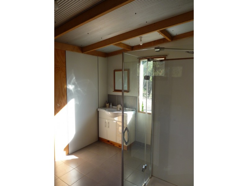 590 North East River Road, Flinders Island TAS 7255