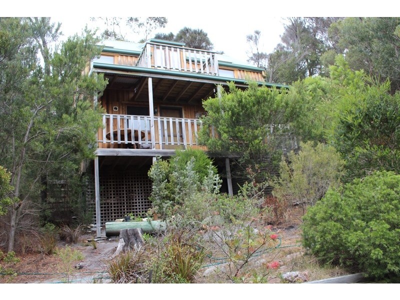 501 and 503 Killiecrankie Road, Killiecrankie, Flinders Island TAS 7255