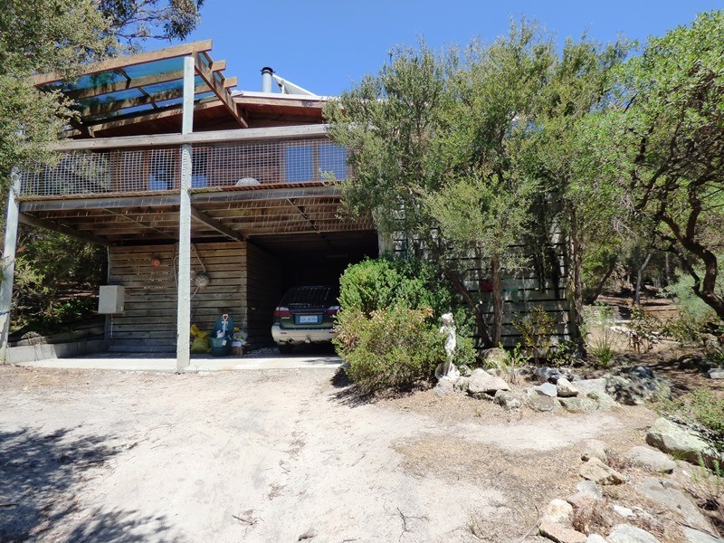 501 and 503 Killiecrankie Road, Killiecrankie, Flinders Island TAS 7255