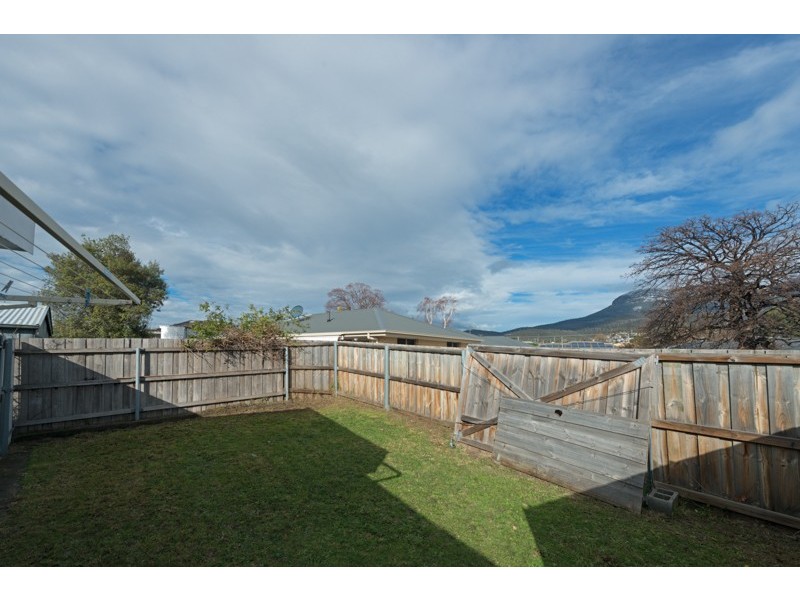 1/11 Farnell Place, Glenorchy TAS 7010
