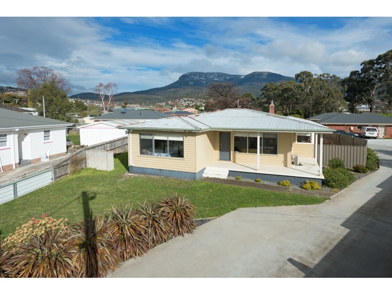 1/11 Farnell Place, Glenorchy TAS 7010
