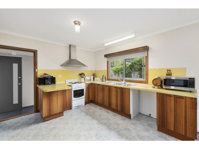 18 Seventh Avenue, New Norfolk TAS 7140