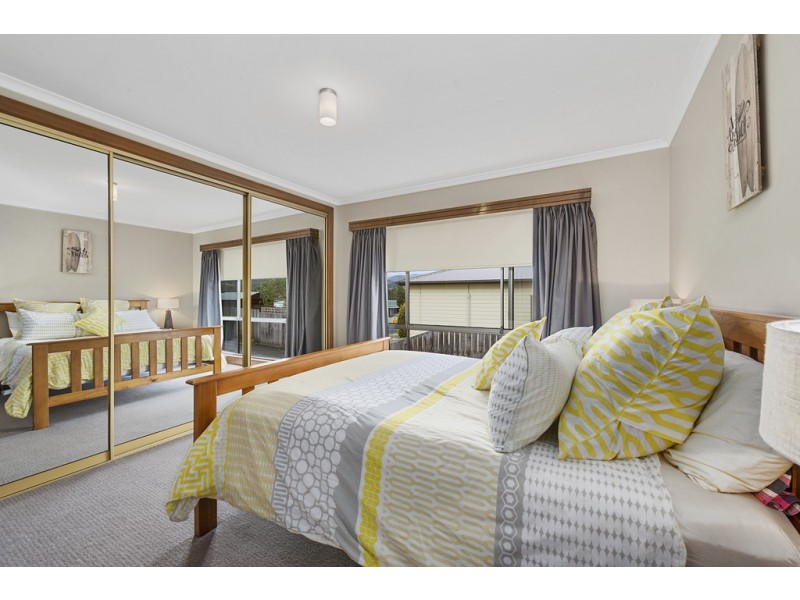18 Seventh Avenue, New Norfolk TAS 7140