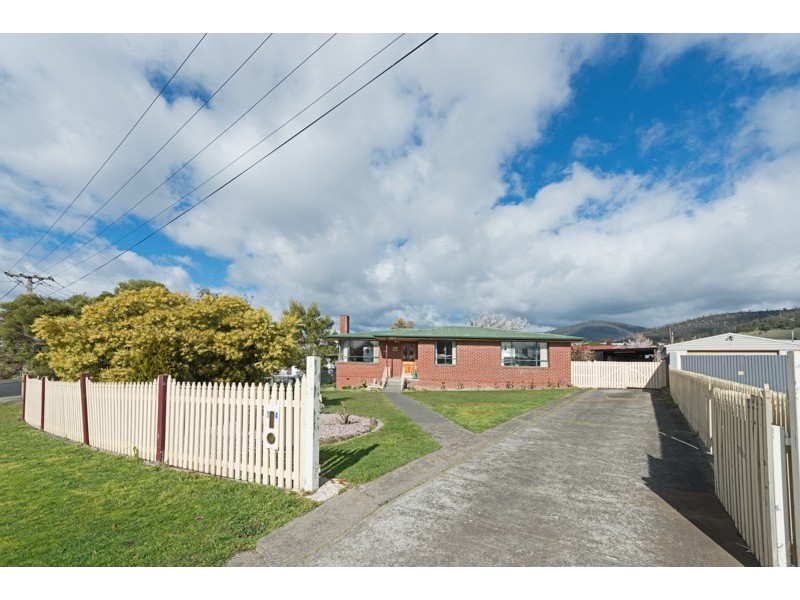 14 Dempster Street, Claremont TAS 7011