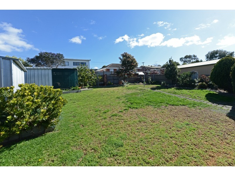 8 Lake Vue Parade, Midway Point TAS 7171