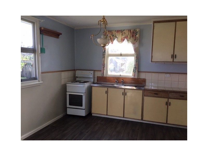 22 Warner Avenue, New Norfolk TAS 7140