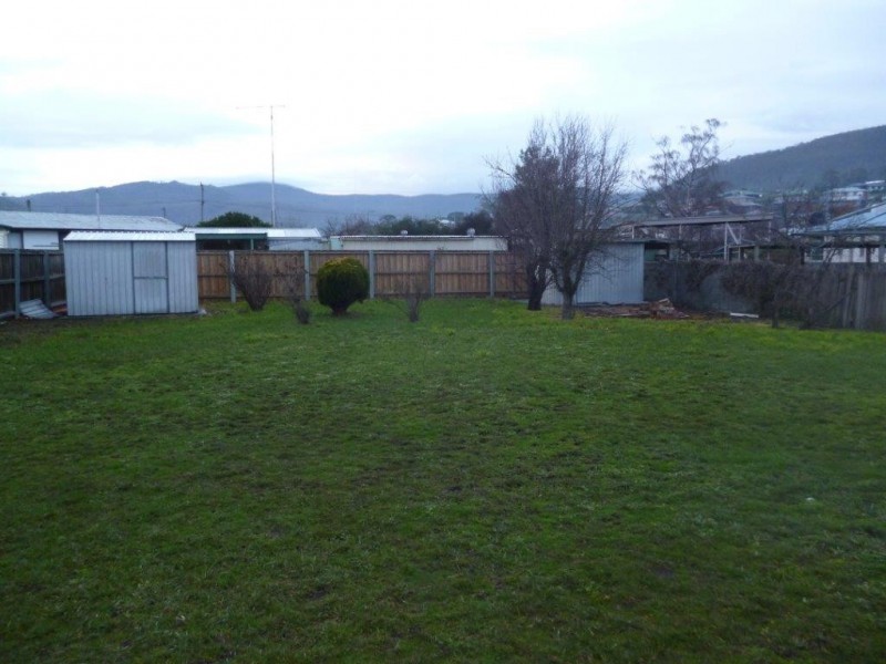22 Warner Avenue, New Norfolk TAS 7140
