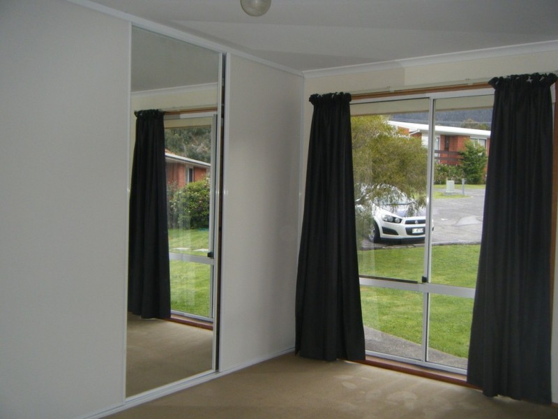 4/104 Abbotsfield Road, Claremont TAS 7011