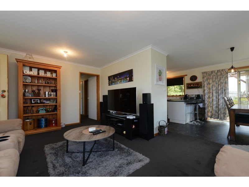 8 Rosanna Court, Claremont TAS 7011