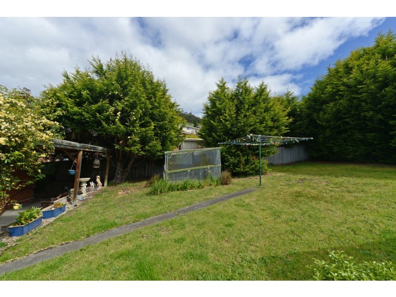 8 Rosanna Court, Claremont TAS 7011