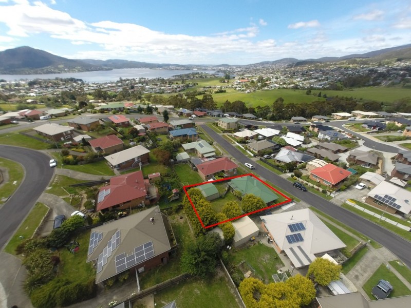 8 Rosanna Court, Claremont TAS 7011