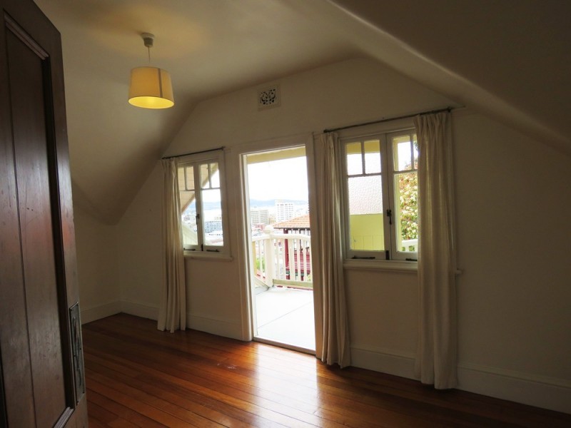 2/76 Barrack Street, Hobart TAS 7000