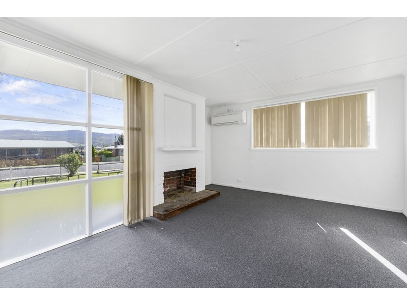 42 Dixon Street, New Norfolk TAS 7140