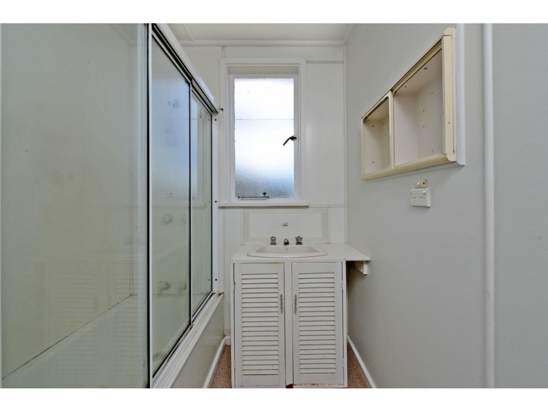 42 Dixon Street, New Norfolk TAS 7140