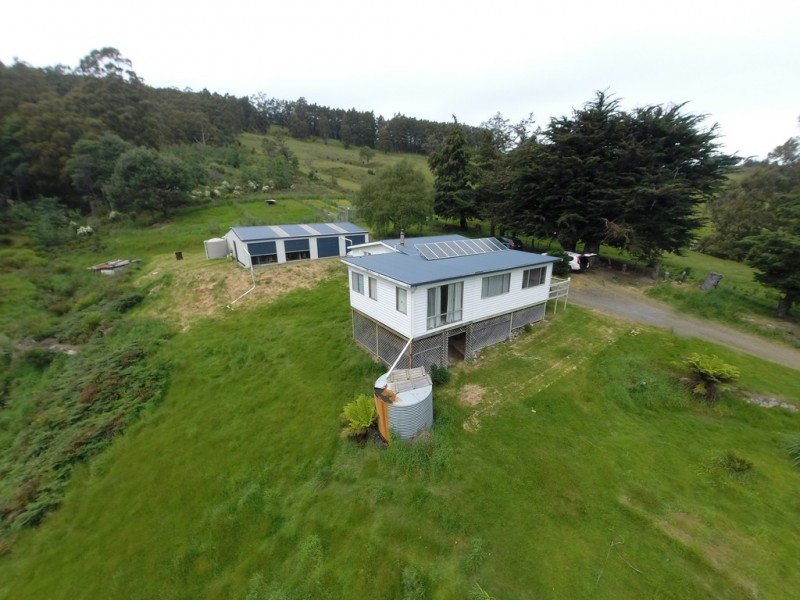 65 Graces Road, Oyster Cove TAS 7150