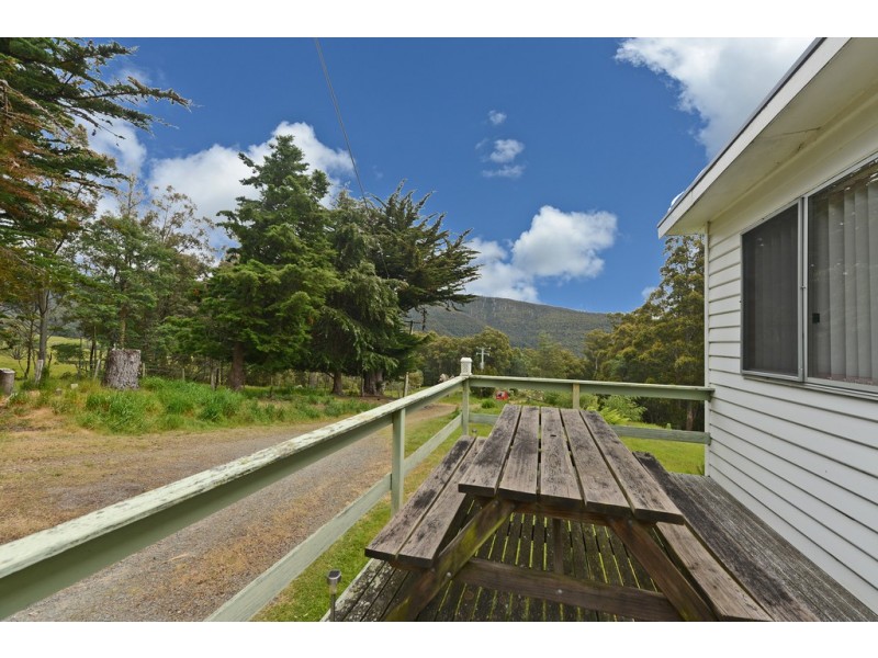 65 Graces Road, Oyster Cove TAS 7150