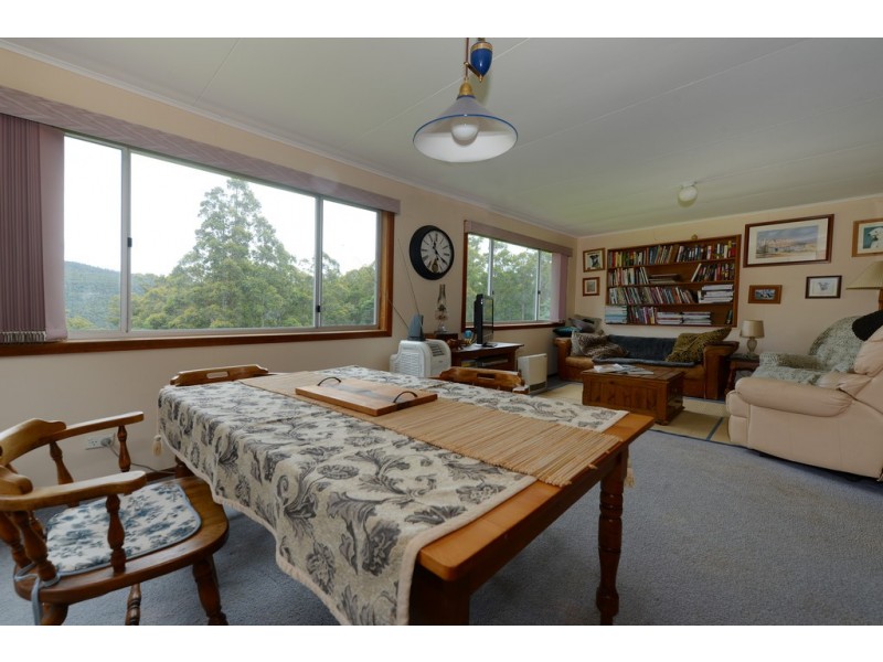 65 Graces Road, Oyster Cove TAS 7150
