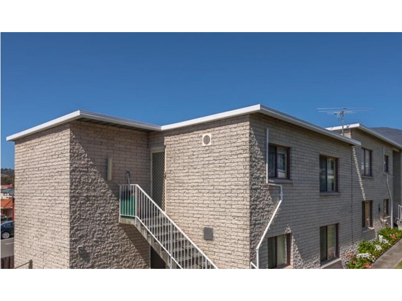 8/19a Paringa Road, Glenorchy TAS 7010