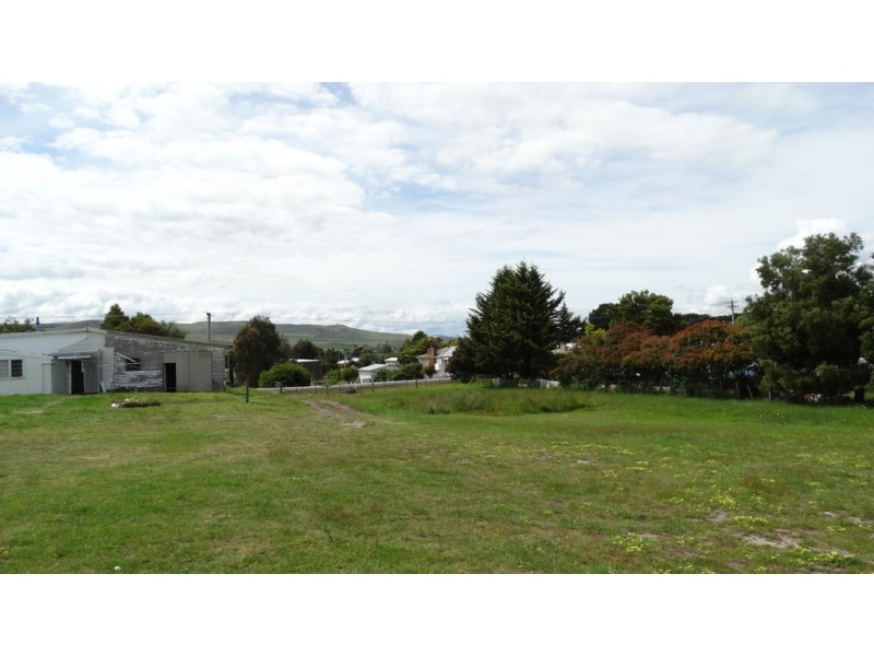 14 Cross Street, Ouse TAS 7140
