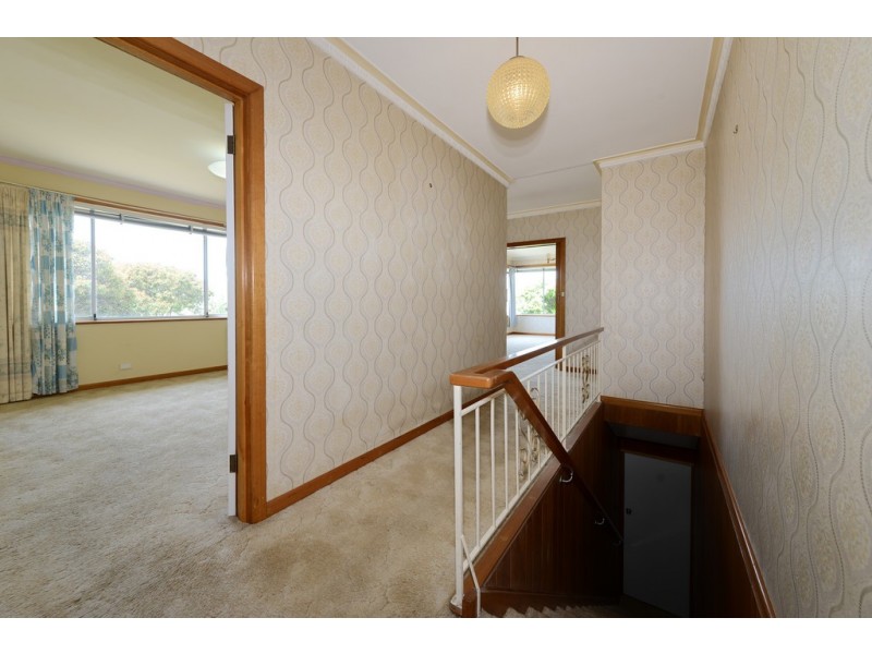 8 Jefferson Court, Lutana TAS 7009