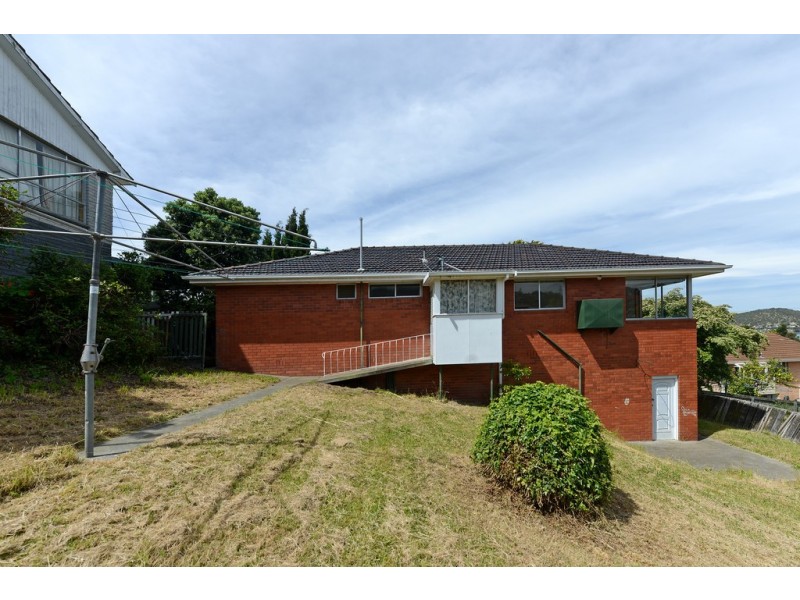 8 Jefferson Court, Lutana TAS 7009