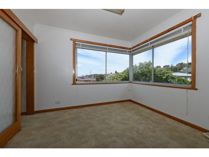 8 Jefferson Court, Lutana TAS 7009